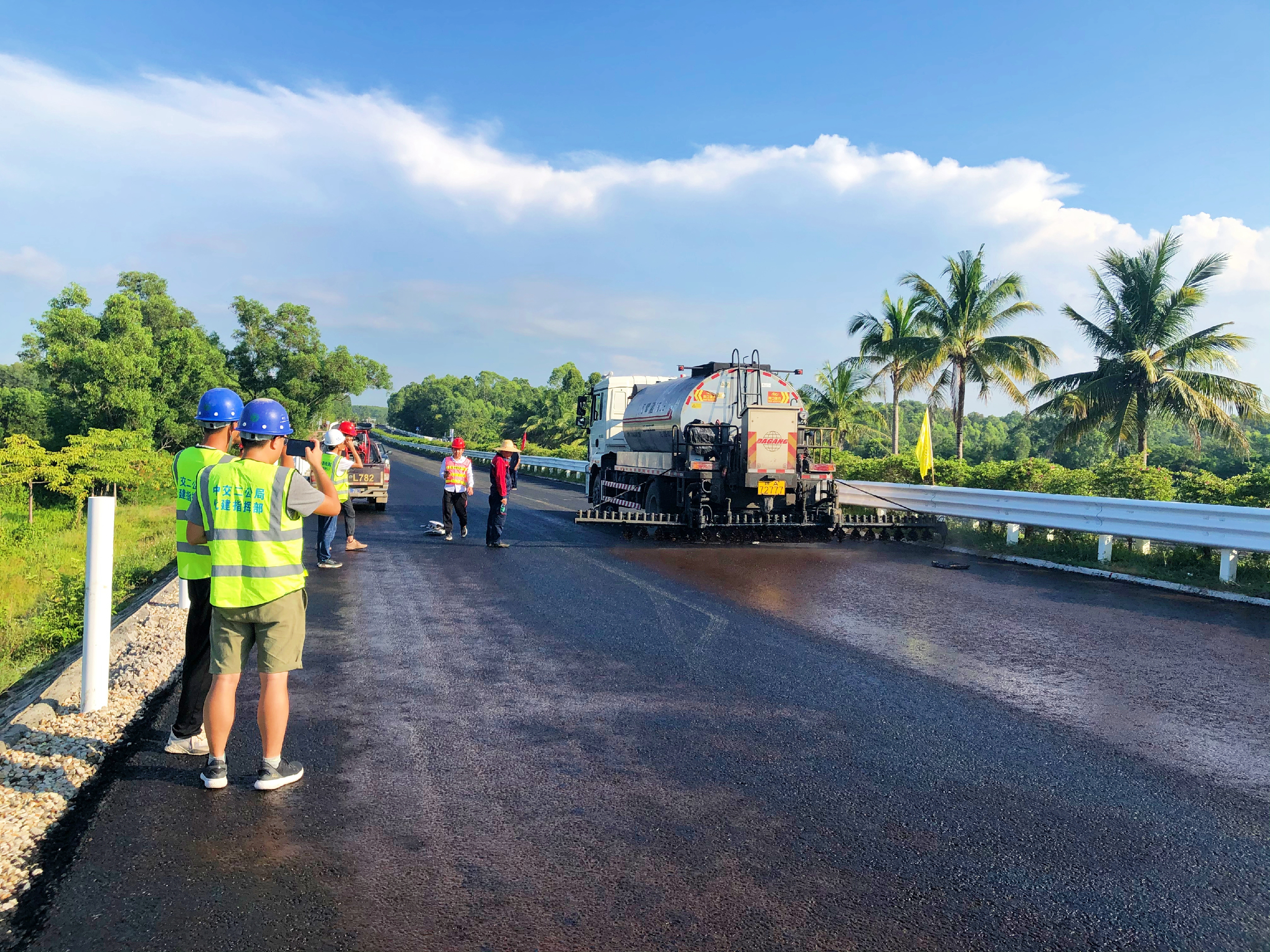 尊龙集团 (中国区)官方网站
