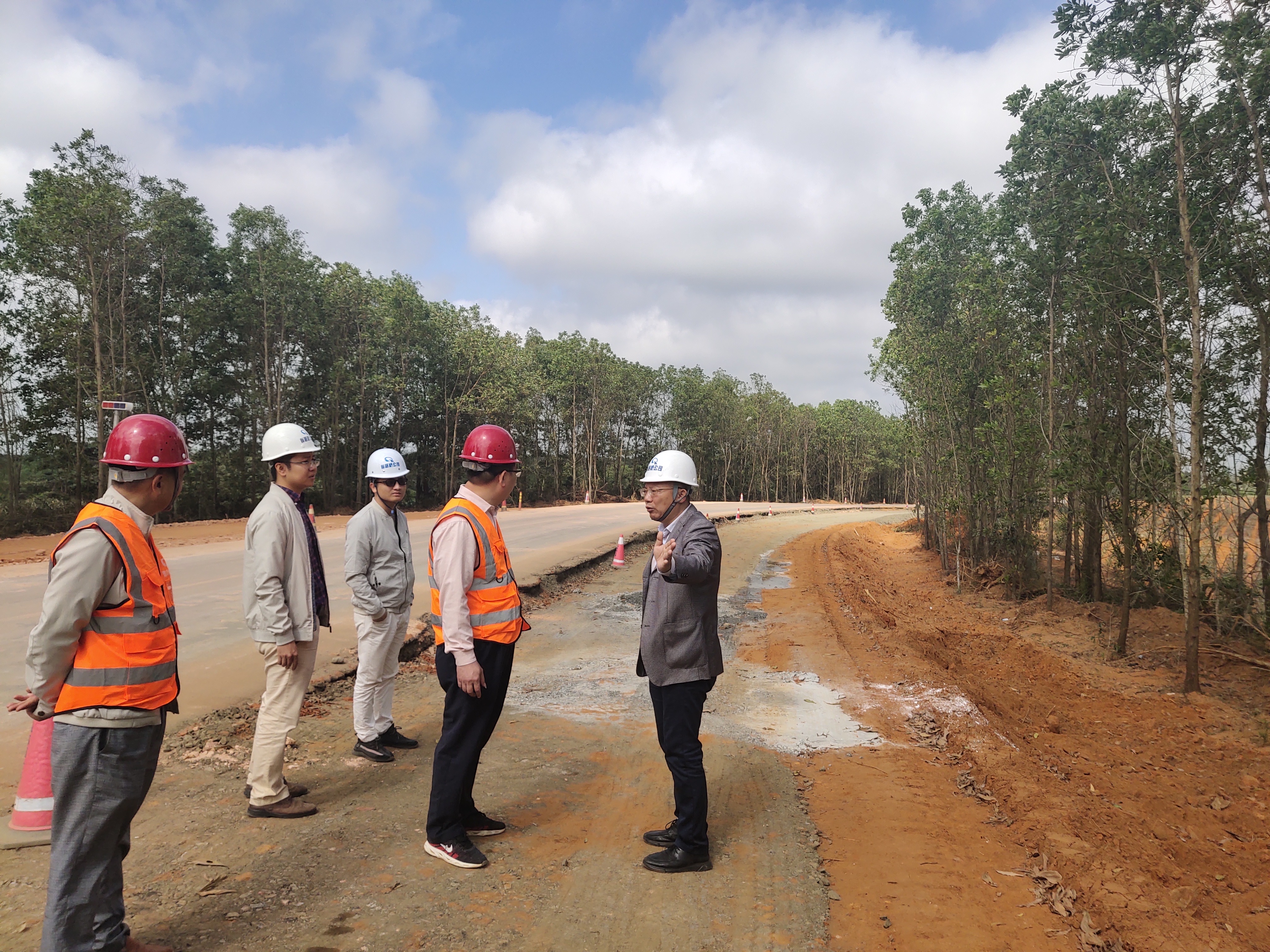 尊龙集团 (中国区)官方网站