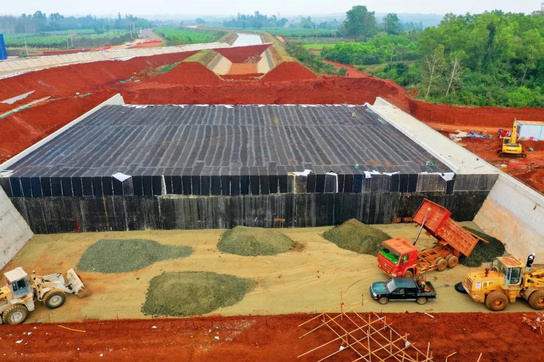 尊龙集团 (中国区)官方网站