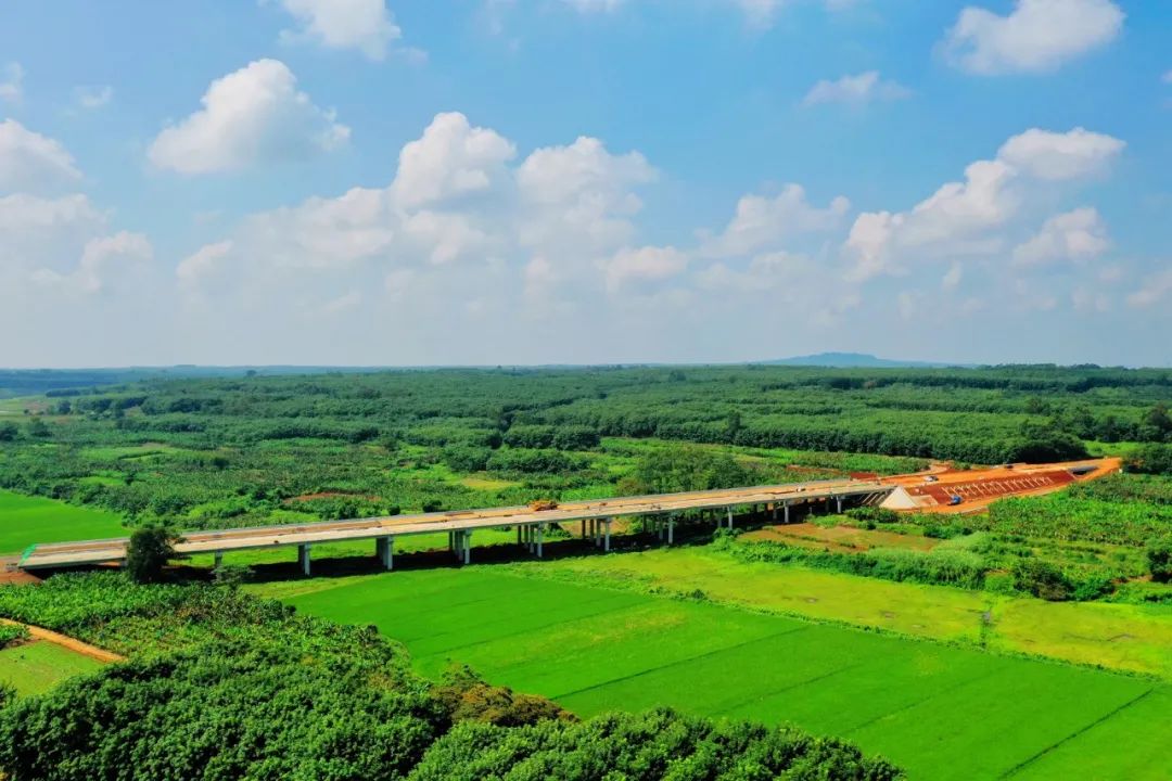 尊龙集团 (中国区)官方网站